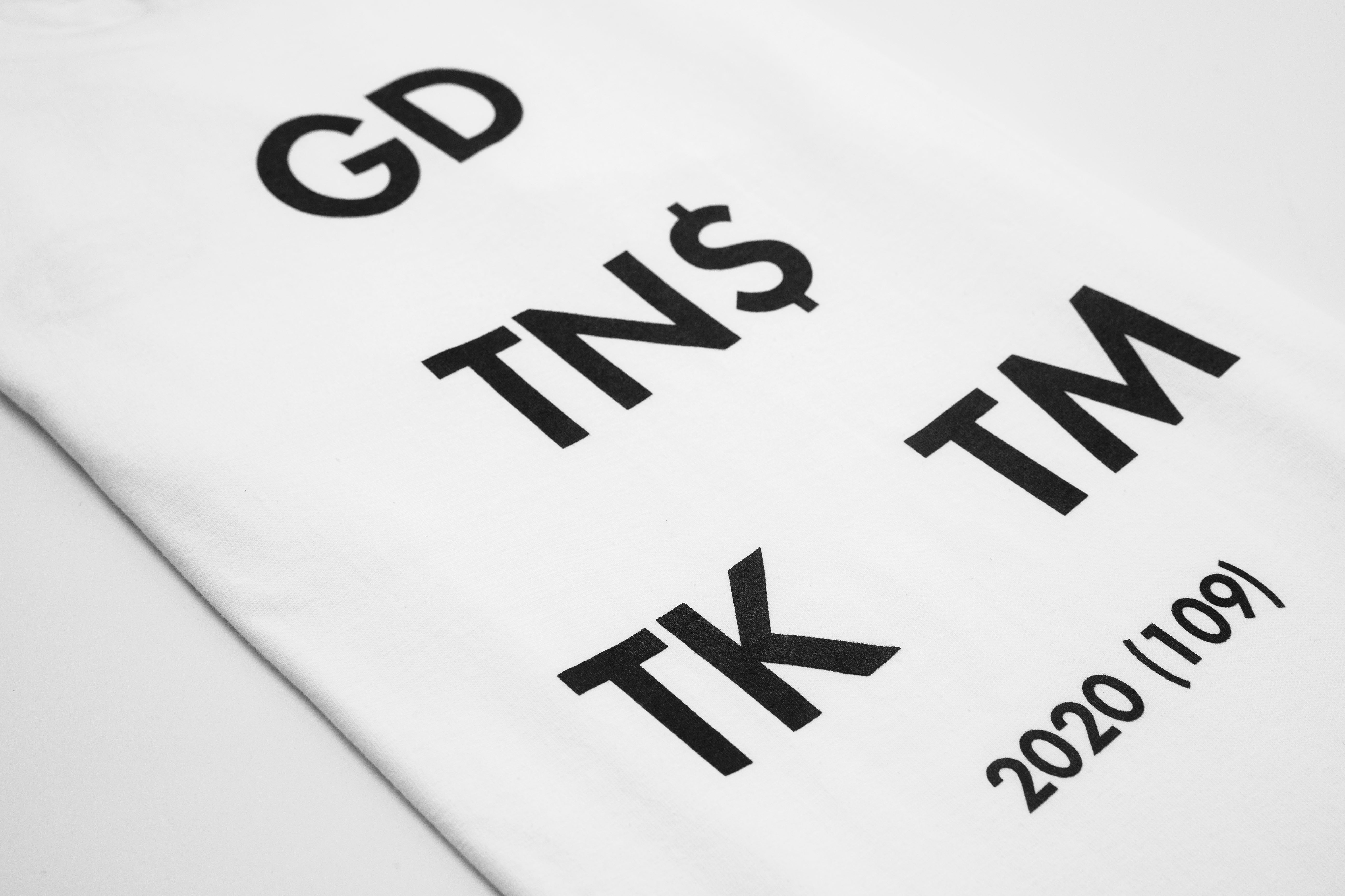 DB "GD TNS TK TM" TEE (WHITE)